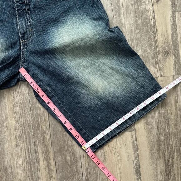 Y2K Southpole Baggy Fit Jorts Jean Shorts Size 32 - Picture 6 of 6